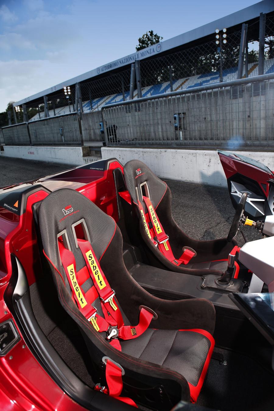  Spada Codatronca Monza 2011 года  (фото 8 из 62)